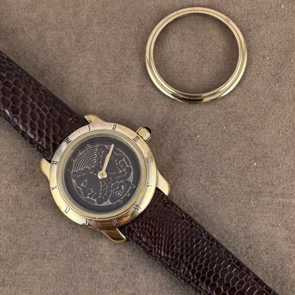 Fendi 1925 Roman Coin Watch Reverse marked FENDI 800L - Picture 10 of 10